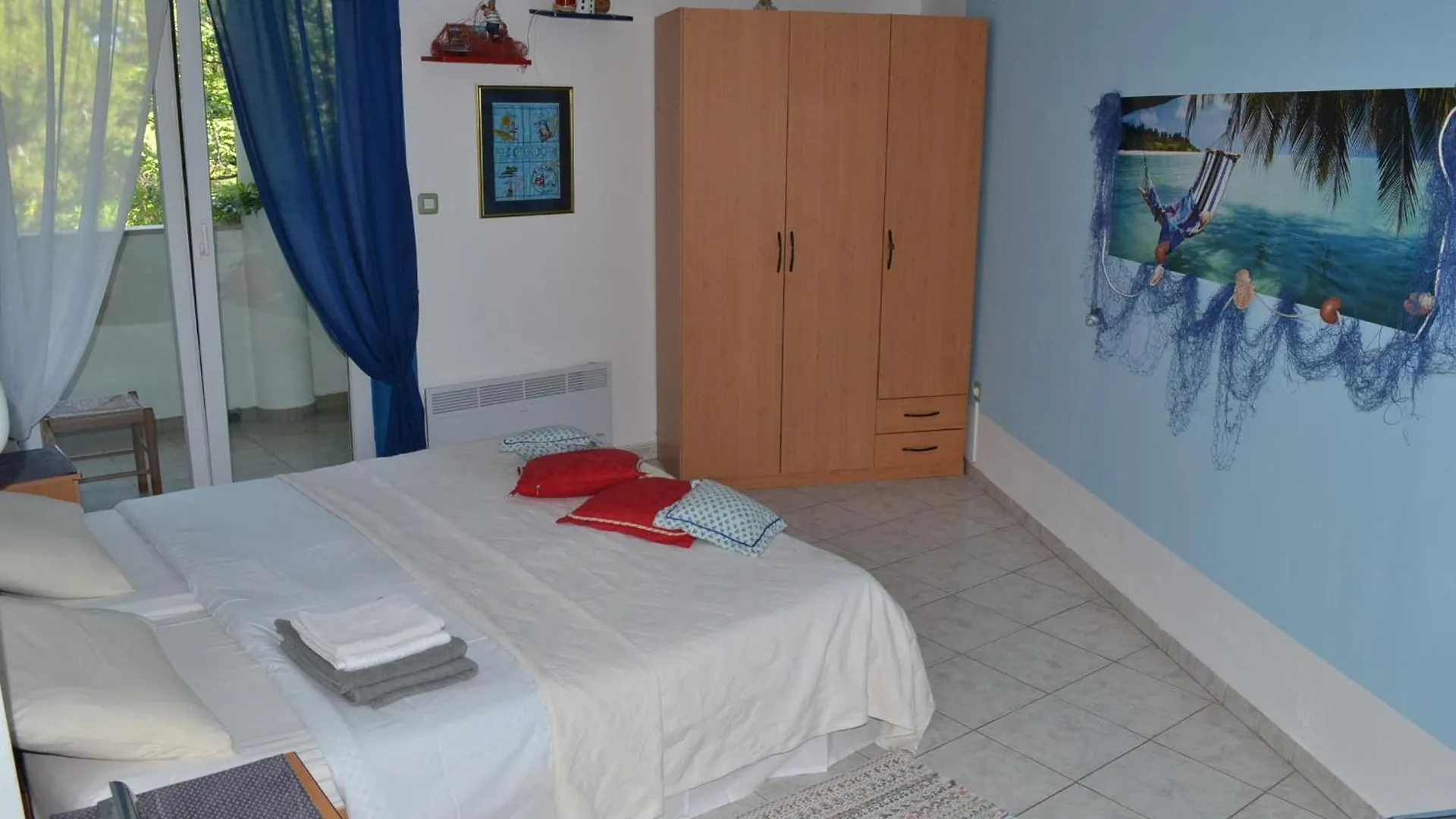 Villa Verde Apartments And Rooms Premantura 0*,