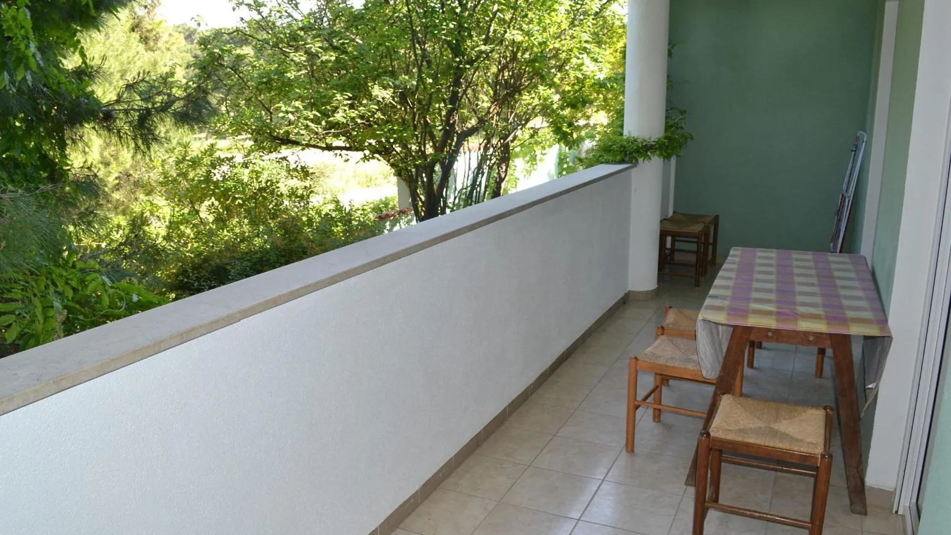 Villa Verde Apartments And Rooms Premantura