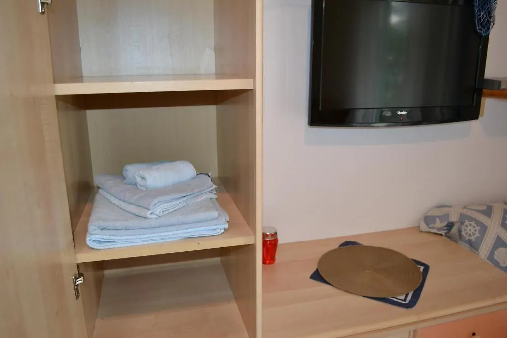 Villa Verde Apartments And Rooms Premantura