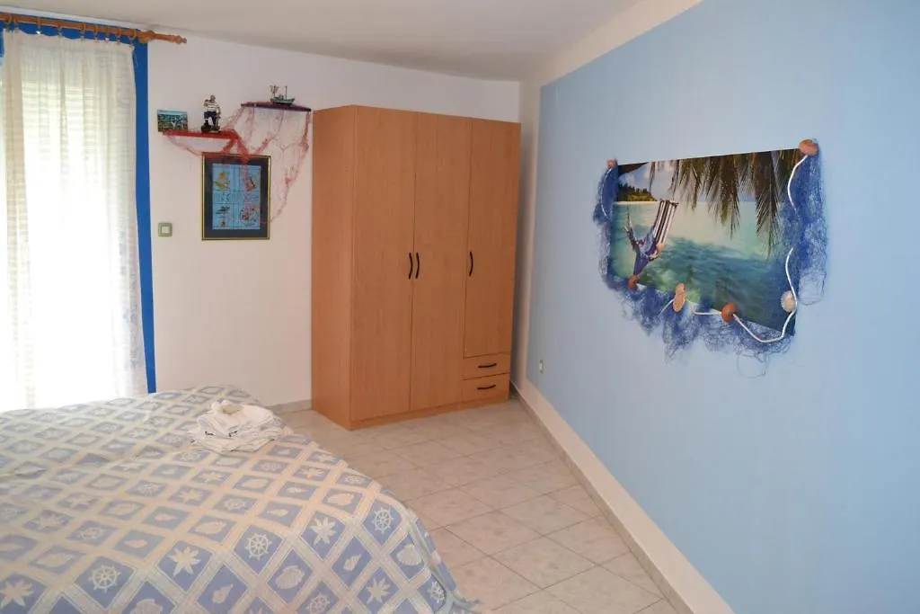 Villa Verde Apartments And Rooms Premantura