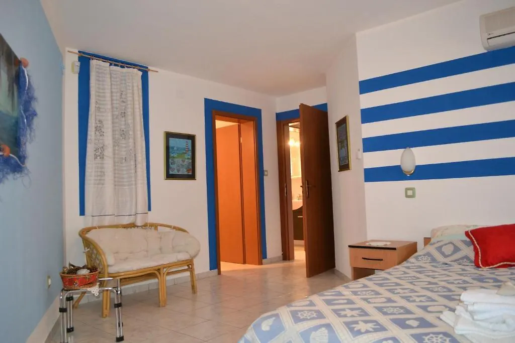 Villa Verde Apartments And Rooms Premantura Croatia