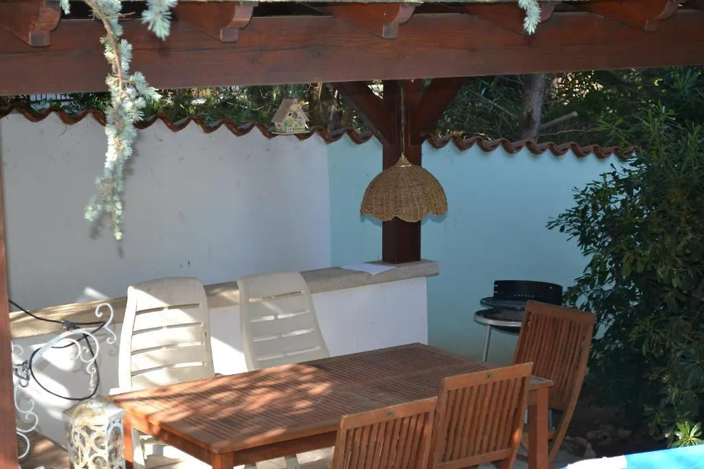 Villa Verde Apartments And Rooms Premantura