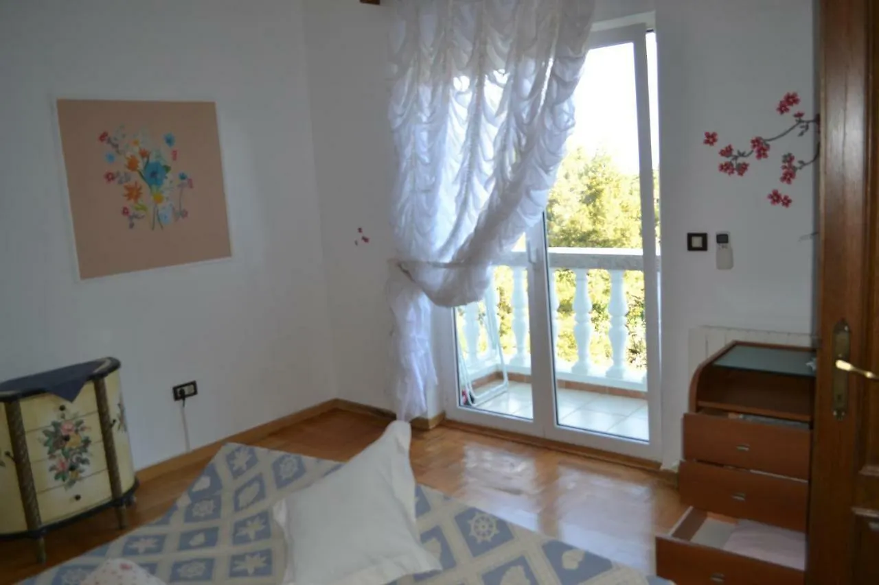 Villa Verde Apartments And Rooms Premantura 0*,  Croatia
