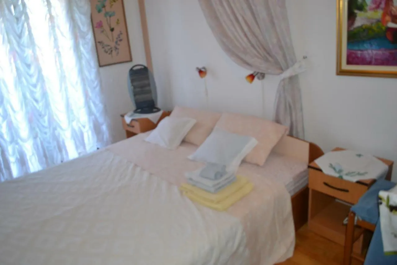 Villa Verde Apartments And Rooms Premantura
